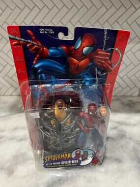2003 Toy Biz Spider-Man Peter Parker Action Figure Punching Trapping MOSC Rare